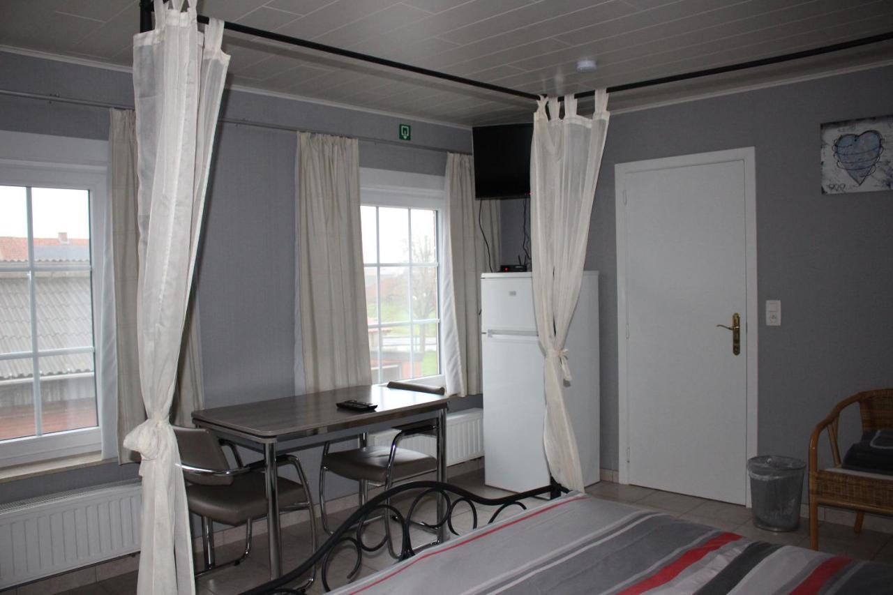 Breeden Steeger Hoeve Lichtervelde Екстер'єр фото